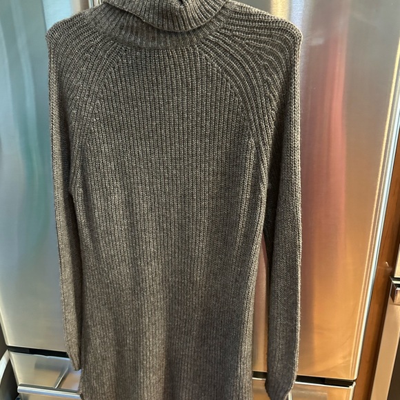 Eileen Fisher sweater size medium - Picture 2 of 7